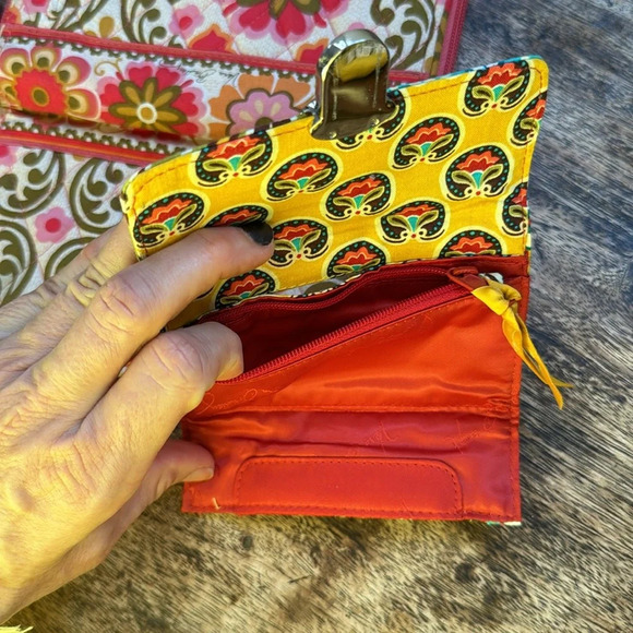 Set of 2 Vera Bradley wallets / bag - Picture 7 of 10